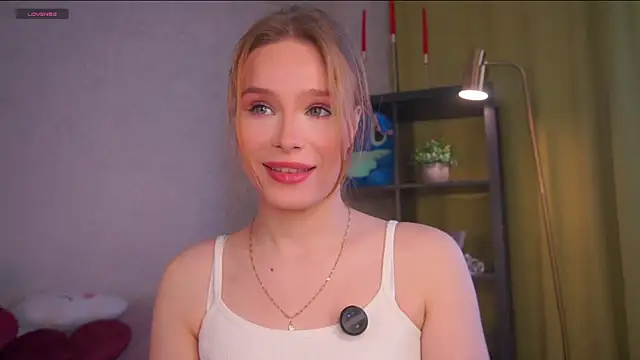 TaiteBayles online show from May 11, 2026, 1:44 am