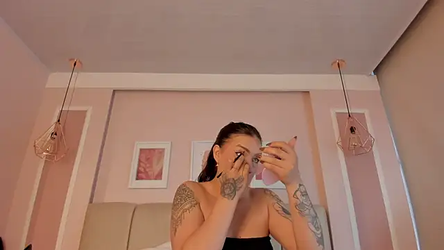Annie rhoades online show from April 30, 2026, 1:28 pm