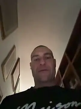 Snapshot of Jackcazzone_82 chatting on April 12, 2026, 4:01 pm Jackcazzone 82 online show from April 12, 2026, 4:01 pm