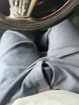 BadboySLR 8899 online show from April 1, 2026, 6:58 am