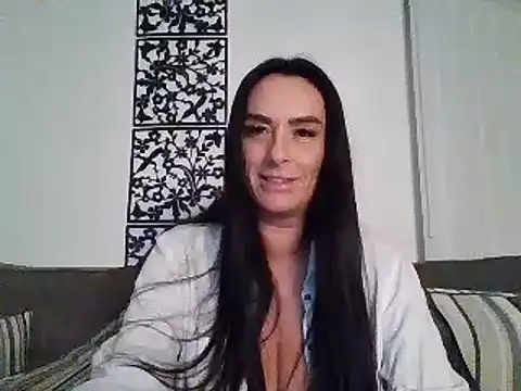 Layla Gilf Mae online show from March 14, 2025, 9:21 pm