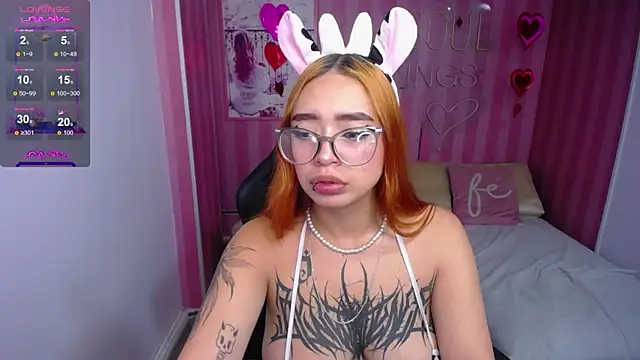 Snapshot of Anni_acker_b chatting on February 17, 2025, 7:31 pm Anni acker b online show from February 17, 2025, 7:31 pm