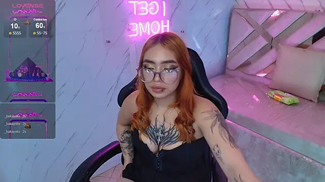 Snapshot of Anni_acker_b chatting on February 21, 2025, 10:48 pm Anni acker b online show from February 21, 2025, 10:48 pm