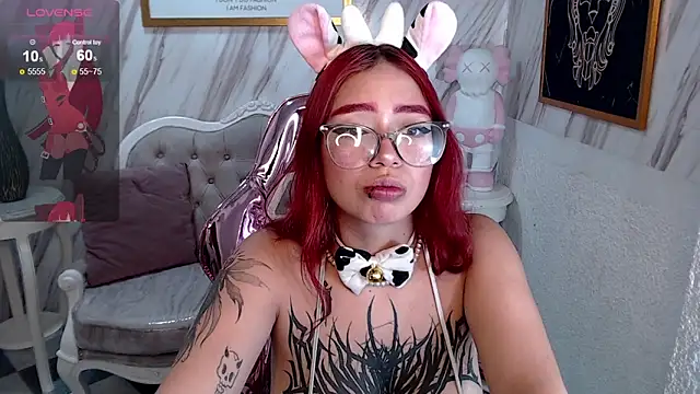 Snapshot of Anni_acker_b chatting on March 7, 2025, 7:49 pm Anni acker b online show from March 7, 2025, 7:49 pm