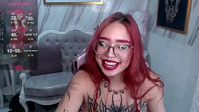 Snapshot of Anni_acker_b chatting on March 13, 2025, 10:32 pm Anni acker b online show from March 13, 2025, 10:32 pm