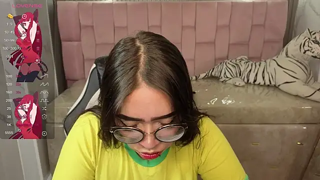 Snapshot of Anni_acker_b chatting on November 18, 2025, 3:23 am Anni acker b online show from November 18, 2025, 3:23 am