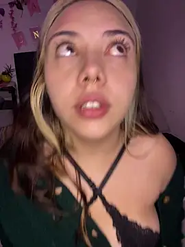  ivyginger online show from February 8, 2026, 10:57 pm