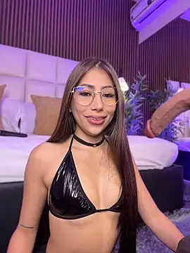 MelanieHillss online show from May 16, 2026, 10:36 am