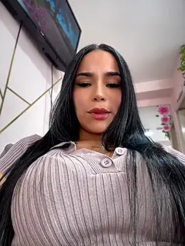 Naatalia online show from July 1, 2026, 5:12 pm