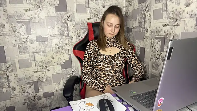 stella leex online show from March 7, 2025, 10:10 pm