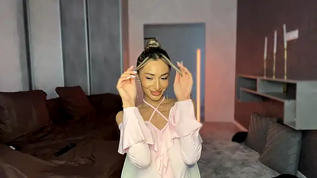 alissadreams online show from June 24, 2026, 3:44 pm