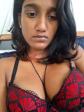 indianpink lips online show from March 3, 2025, 7:54 am