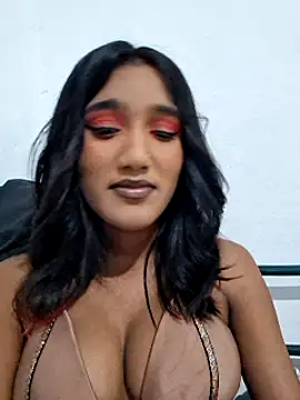 indianpink lips online show from March 18, 2025, 6:48 pm