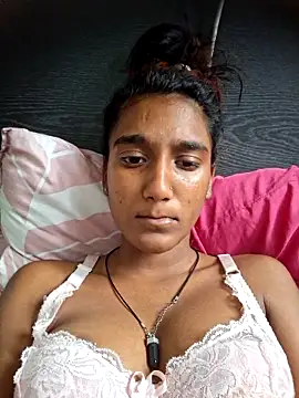 indianpink lips online show from March 6, 2026, 12:34 pm