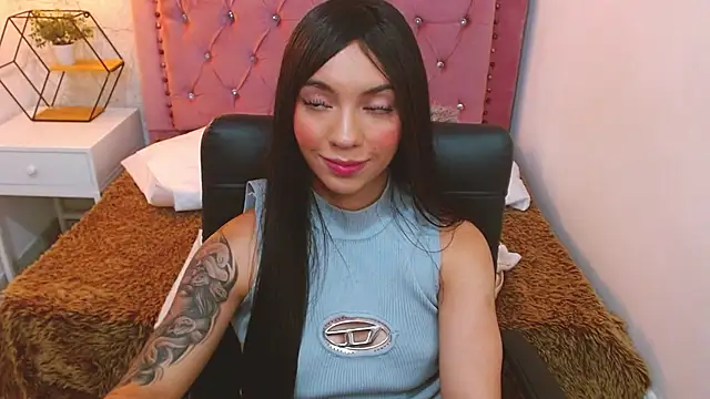 camilah tk online show from October 3, 2025, 7:44 pm