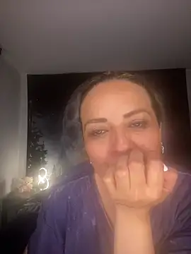 Snapshot of Azaahara_ chatting on July 16, 2026, 1:55 am Azaahara online show from July 16, 2026, 1:55 am
