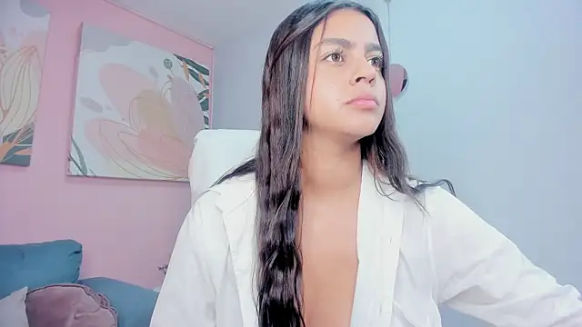 Snapshot of Bella_walker_ chatting on November 15, 2025, 6:15 pm Bella walker online show from November 15, 2025, 6:15 pm