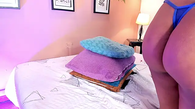 Snapshot of SofiaBennett_ chatting on March 21, 2025, 3:13 pm SofiaBennett online show from March 21, 2025, 3:13 pm