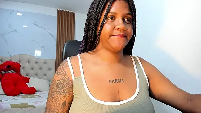 ZahraRose online show from January 16, 2026, 8:13 pm