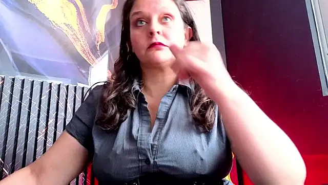 AmandaKovich online show from July 3, 2026, 8:04 pm