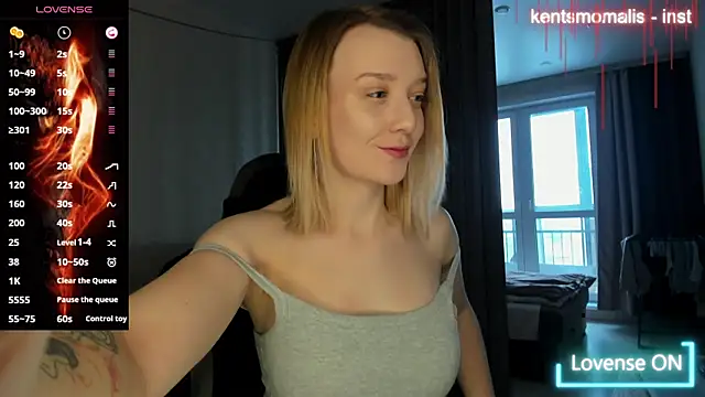 Snapshot of OnePunchGirl chatting on February 27, 2025, 3:36 am OnePunchGirl online show from February 27, 2025, 3:36 am