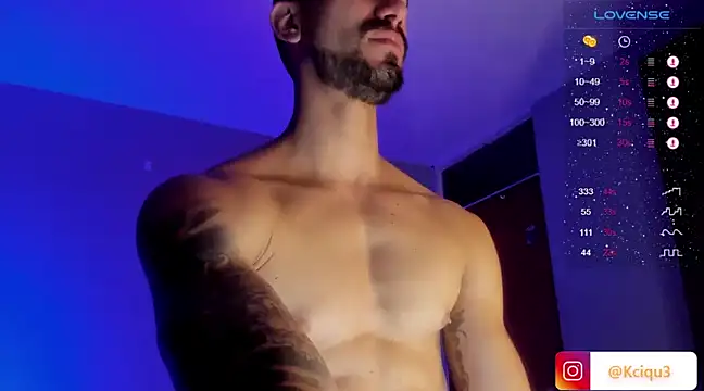 Snapshot of K_cique chatting on February 22, 2025, 12:38 am K cique online show from February 22, 2025, 12:38 am