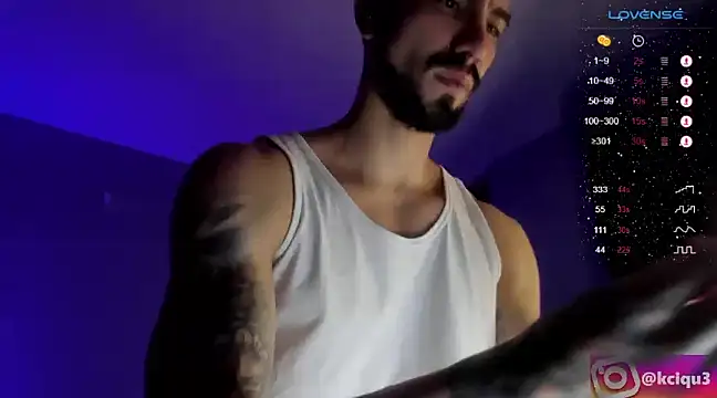 Snapshot of K_cique chatting on March 8, 2025, 5:43 pm K cique online show from March 8, 2025, 5:43 pm