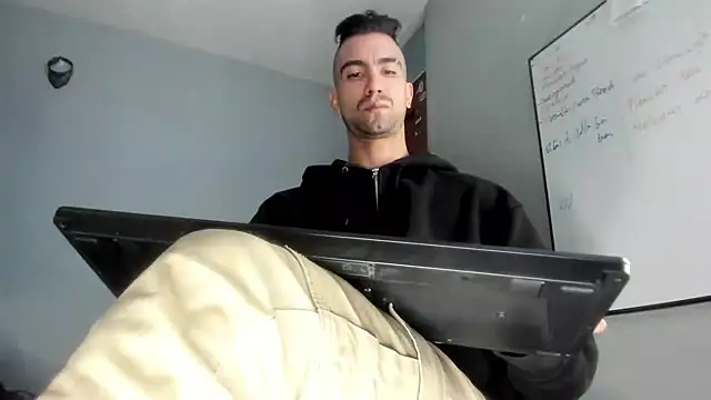 Snapshot of K_cique chatting on September 27, 2025, 2:05 am K cique online show from September 27, 2025, 2:05 am