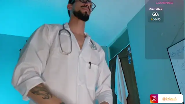 Snapshot of K_cique chatting on November 5, 2025, 1:27 am K cique online show from November 5, 2025, 1:27 am