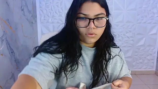 Snapshot of melany_rouse18 chatting on July 30, 2026, 7:35 pm melany rouse18 online show from July 30, 2026, 7:35 pm