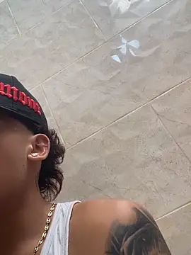 Polla21c online show from October 19, 2025, 5:57 pm