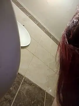 Snapshot of Loly2025 chatting on February 18, 2025, 12:59 am Loly2025 online show from February 18, 2025, 12:59 am