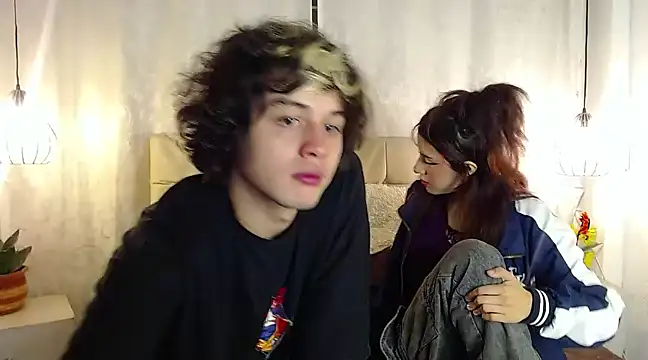 Snapshot of fyreandfox_ chatting on March 5, 2025, 7:27 pm fyreandfox online show from March 5, 2025, 7:27 pm