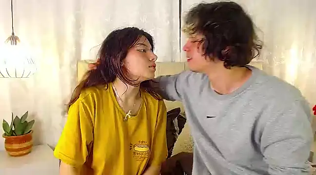 Snapshot of fyreandfox_ chatting on March 10, 2025, 10:34 pm fyreandfox online show from March 10, 2025, 10:34 pm