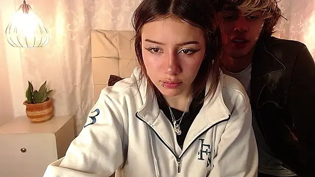 Snapshot of fyreandfox_ chatting on March 20, 2025, 7:35 pm fyreandfox online show from March 20, 2025, 7:35 pm