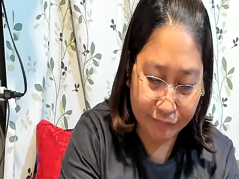 hotchubby88 online show from November 8, 2025, 12:44 am