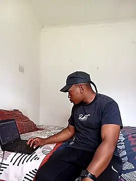 Snapshot of bosszonke123 chatting on March 19, 2025, 10:55 am bosszonke123 online show from March 19, 2025, 10:55 am