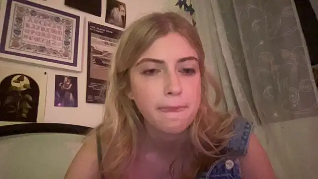 Snapshot of sinfulblonde1 chatting on February 18, 2025, 2:16 am sinfulblonde1 online show from February 18, 2025, 2:16 am