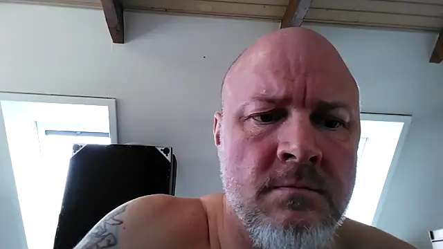 Snapshot of Lucifer29cm chatting on February 16, 2025, 11:16 am Lucifer29cm online show from February 16, 2025, 11:16 am