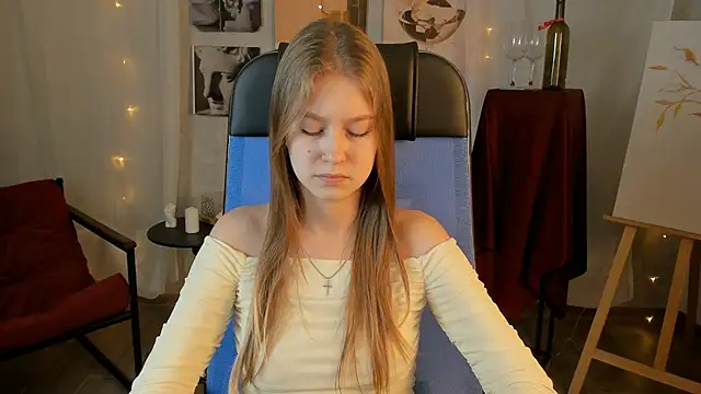 EveMundie online show from December 20, 2025, 9:27 am