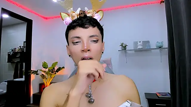 nilam valker online show from October 4, 2025, 11:58 pm