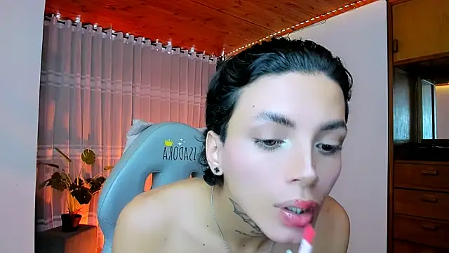Snapshot of nilam_valker chatting on June 13, 2026, 6:39 pm nilam valker online show from June 13, 2026, 6:39 pm