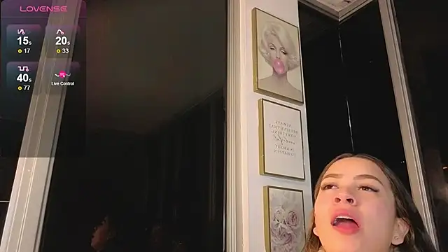 Snapshot of Ivanna_West chatting on May 5, 2026, 9:50 am Ivanna West online show from May 5, 2026, 9:50 am