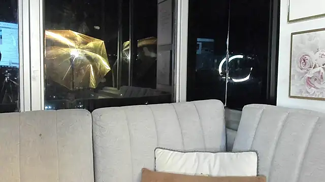 Snapshot of Ivanna_West chatting on June 16, 2026, 9:56 am Ivanna West online show from June 16, 2026, 9:56 am
