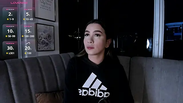 Snapshot of Ivanna_West chatting on June 26, 2026, 10:08 am Ivanna West online show from June 26, 2026, 10:08 am