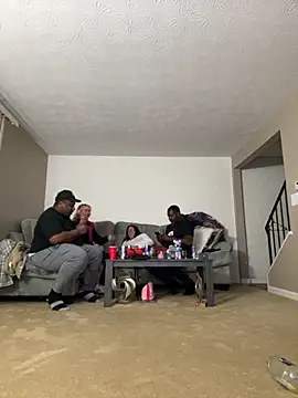 BlueNightsUncle online show from October 28, 2025, 1:42 am