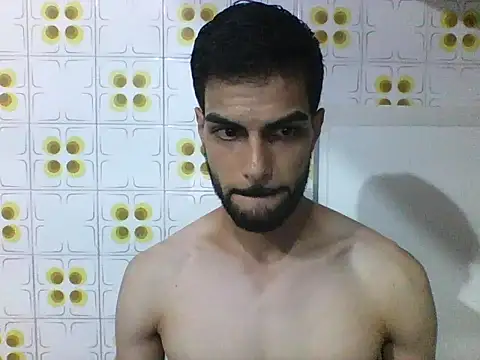 Gabrielteixeira120 online show from April 29, 2026, 7:42 pm