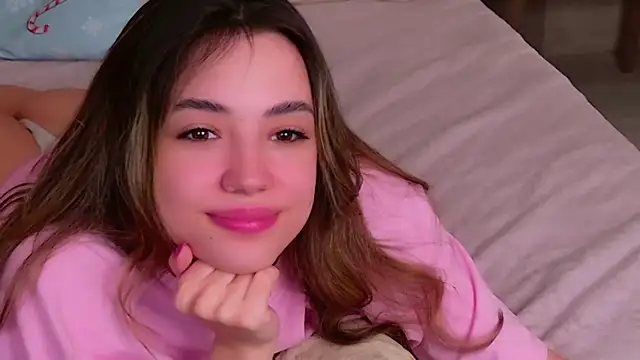 Snapshot of Alice_Deleon chatting on February 23, 2025, 3:56 am Alice Deleon online show from February 23, 2025, 3:56 am