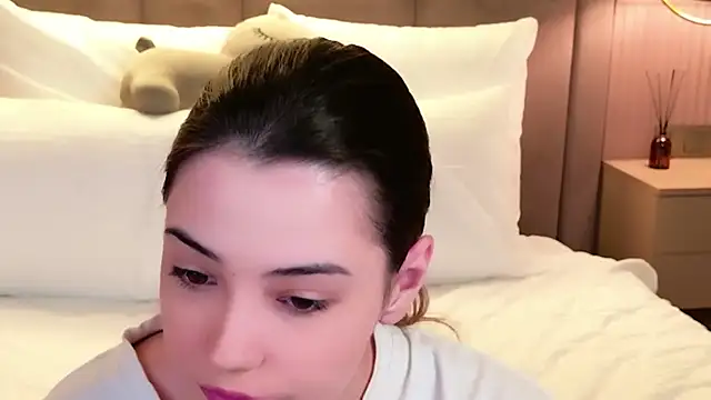 Snapshot of Alice_Deleon chatting on November 26, 2025, 10:49 am Alice Deleon online show from November 26, 2025, 10:49 am