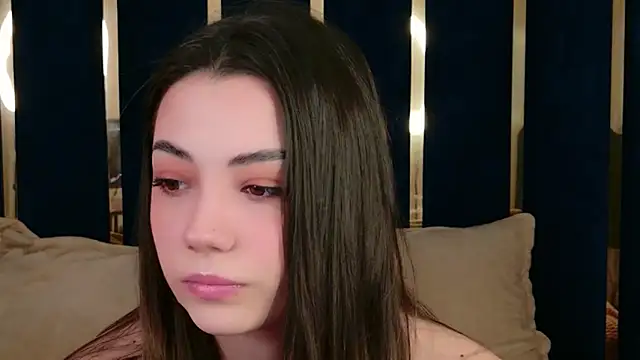 Alice Deleon online show from February 21, 2026, 11:11 am